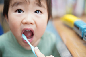1〜2歳児の歯磨きはどうやるべき？効果的な方法やポイントを解説！
